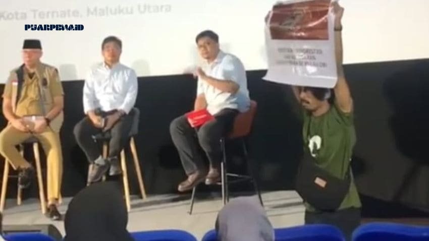 Protes Aktivitas Tambang, Aktivis Lingkungan <i>Interupsi</i> Pemutaran Dokumenter “<i>Ngomi O Obi</i>”