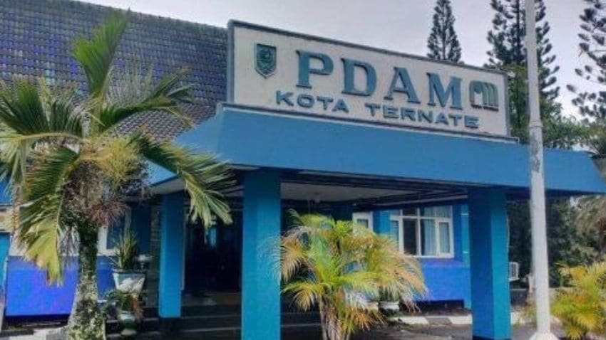 Dianggap Gagal Urus Air, Wali Kota Didesak Evaluasi Kinerja Dirtek PDAM Ternate